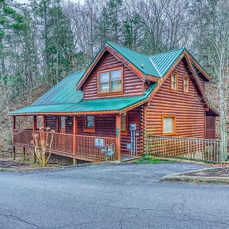 Blackberry Cobbler Villa Pigeon Forge Exterior photo