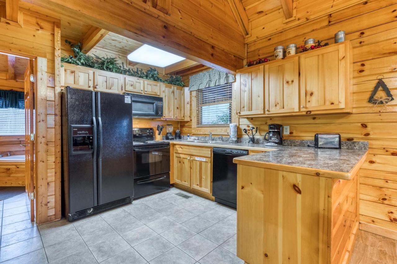 Blackberry Cobbler Villa Pigeon Forge Exterior photo