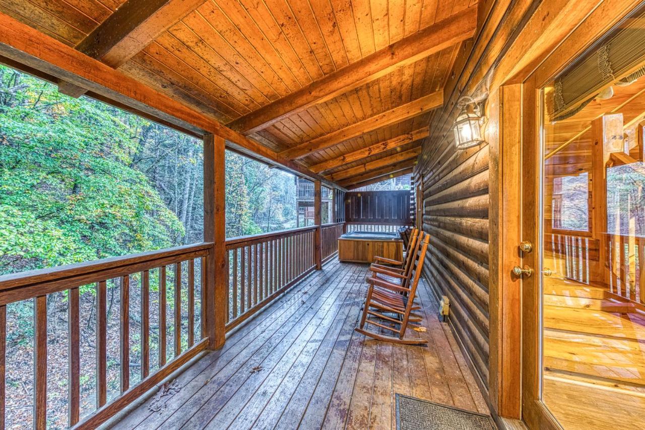 Blackberry Cobbler Villa Pigeon Forge Exterior photo