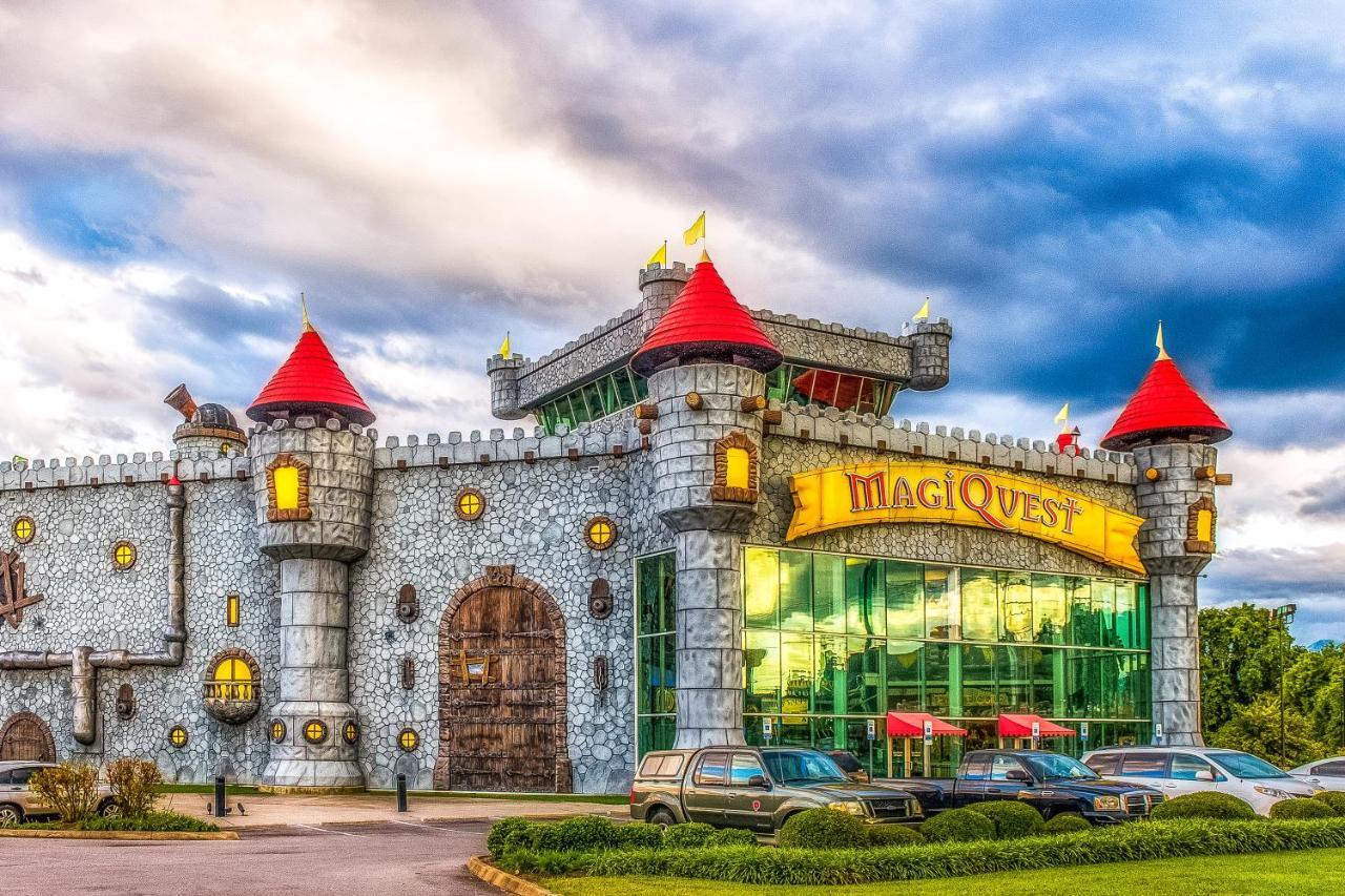 Blackberry Cobbler Villa Pigeon Forge Exterior photo